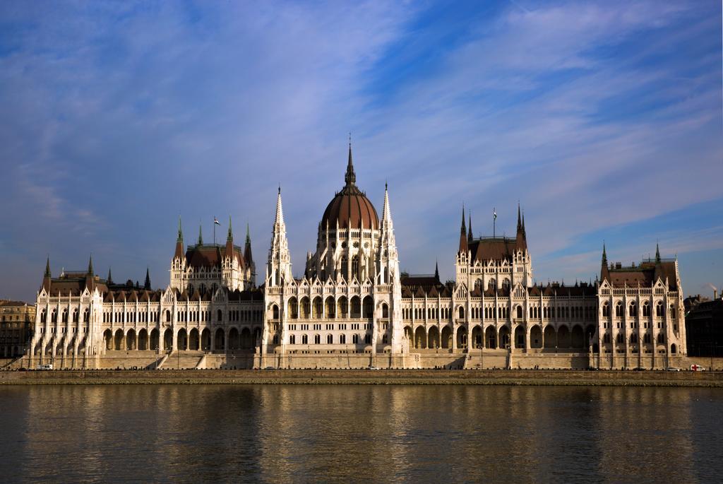 Chain Bridge Studio Apartment Budapesta Exterior foto