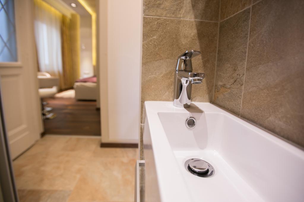 Chain Bridge Studio Apartment Budapesta Exterior foto